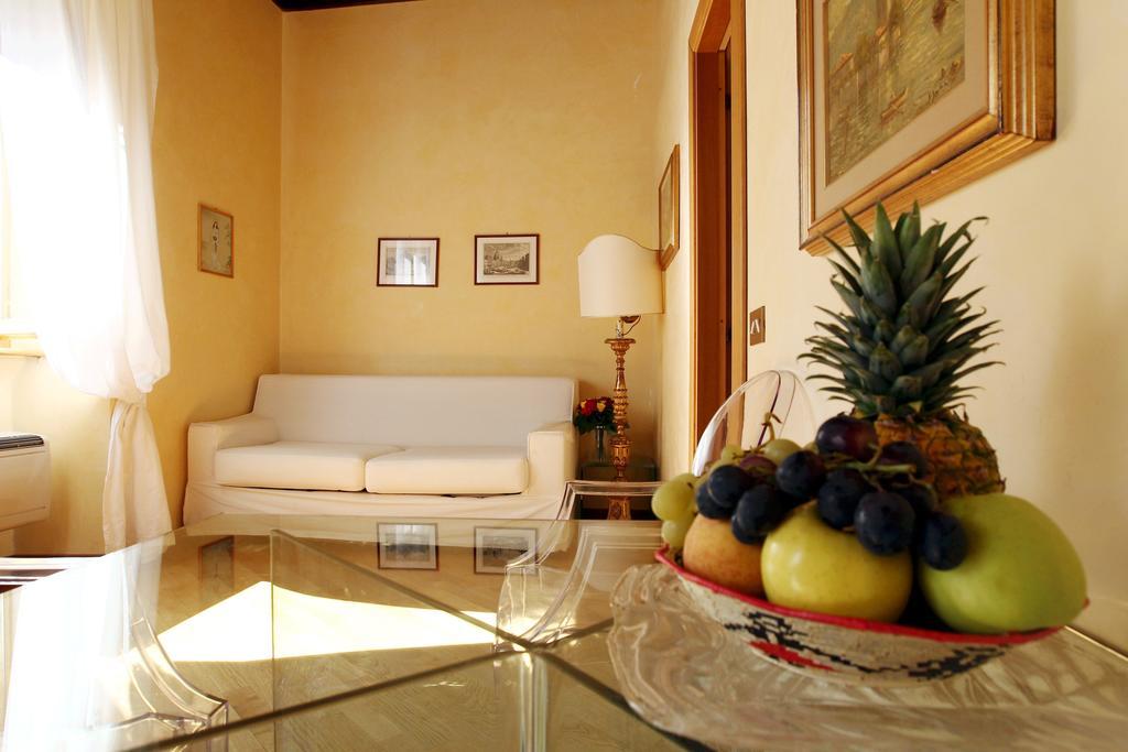 Domus Pellegrino Villa Roma Exterior foto